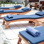 Luxury House Natanel * Skrip
