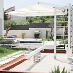 Luxury House Natanel Škrip