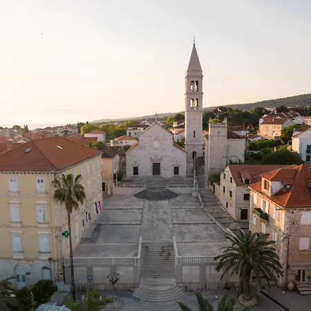 Luxury House Natanel * Skrip