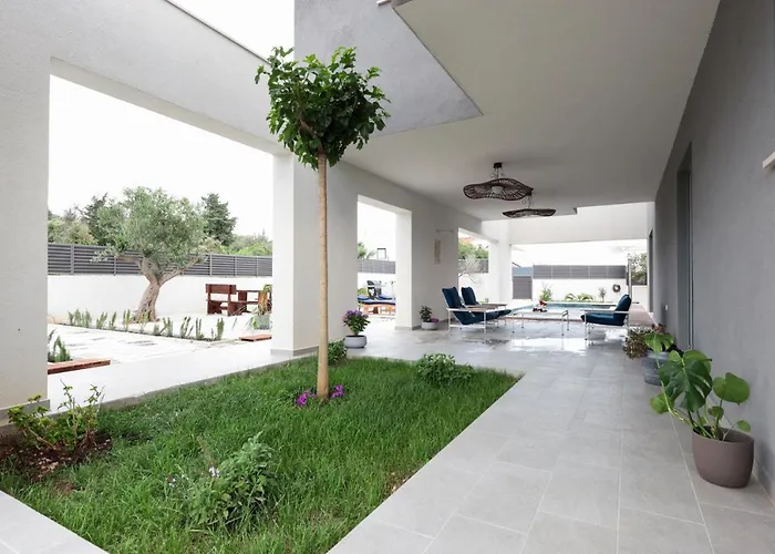 Luxury House Natanel